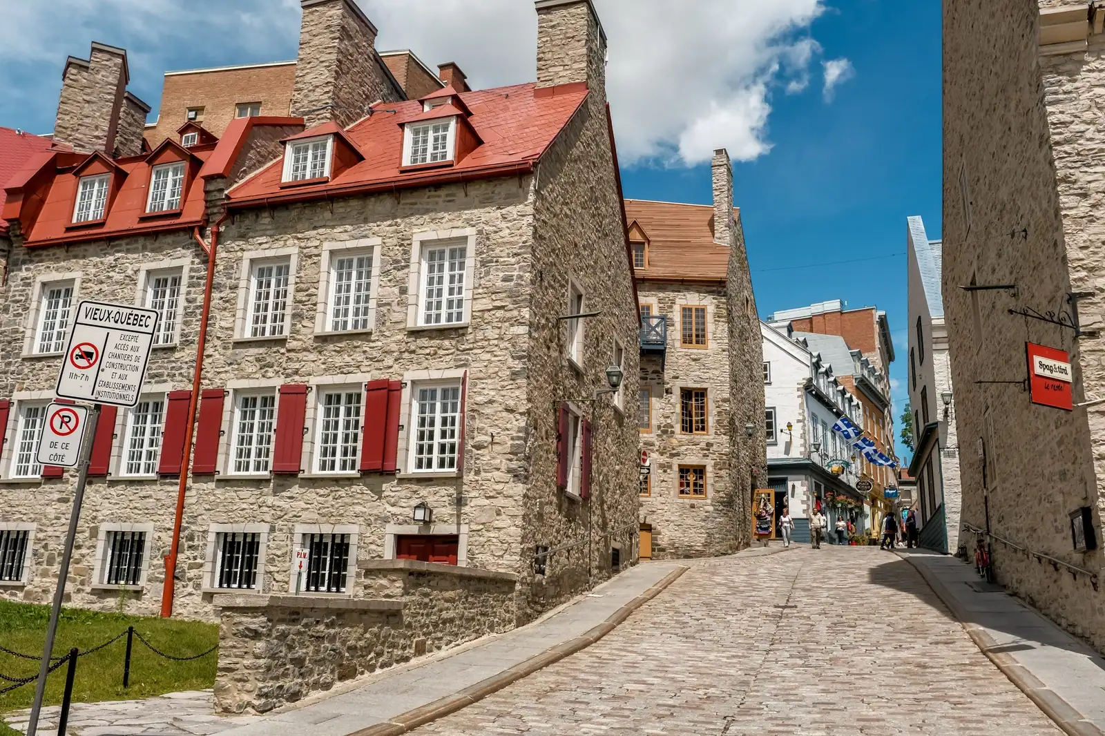 Rue Notre-Dame in the Petit-Champlain neighborhood