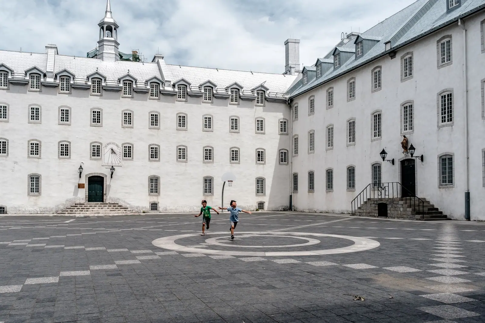 Inner courtyard of the Séminaire de Québec