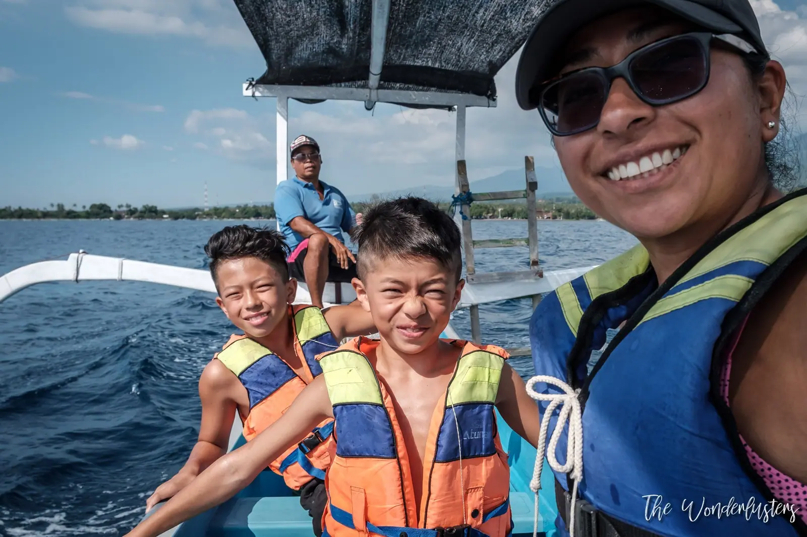 Snorkeling trip off Lovina Beach