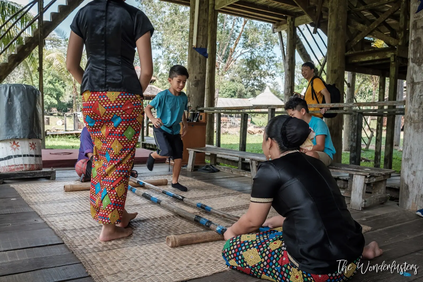 Traditional dance at the Sarawak Cultural Village