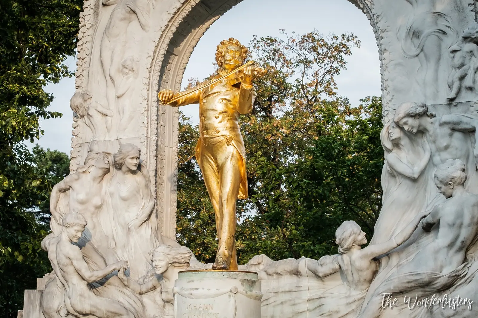 Johann Strauss Statue in StadtPark, Vienna