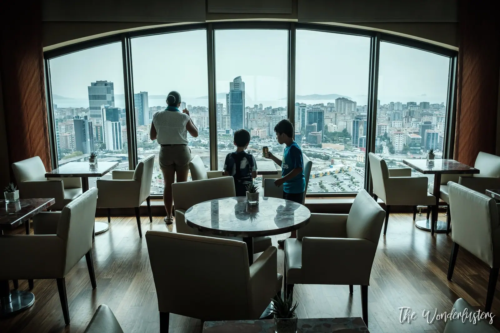 Lounge at the Istanbul Marriott Hotel Asia
