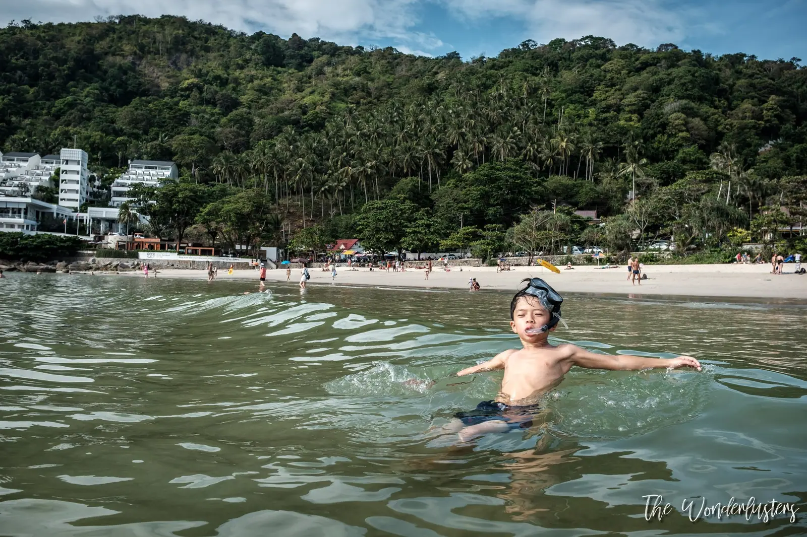 Nai Harn Beach