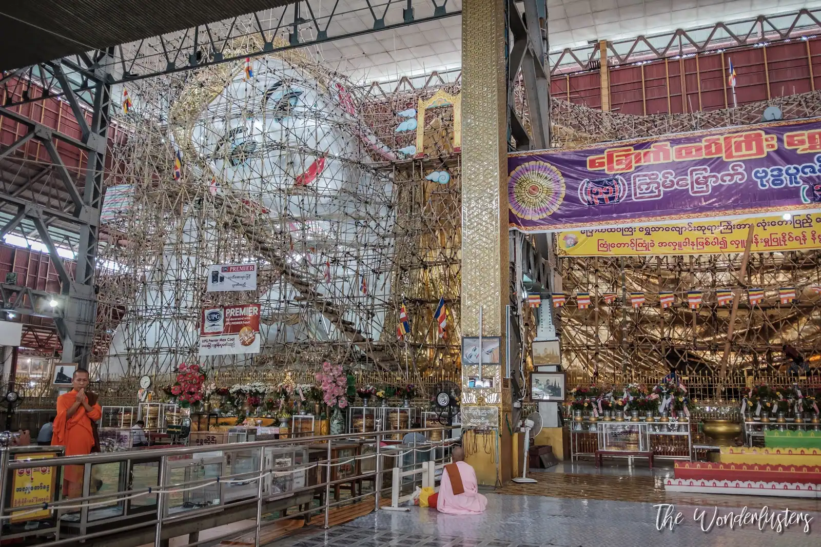 Chaukhtatgyi Buddha