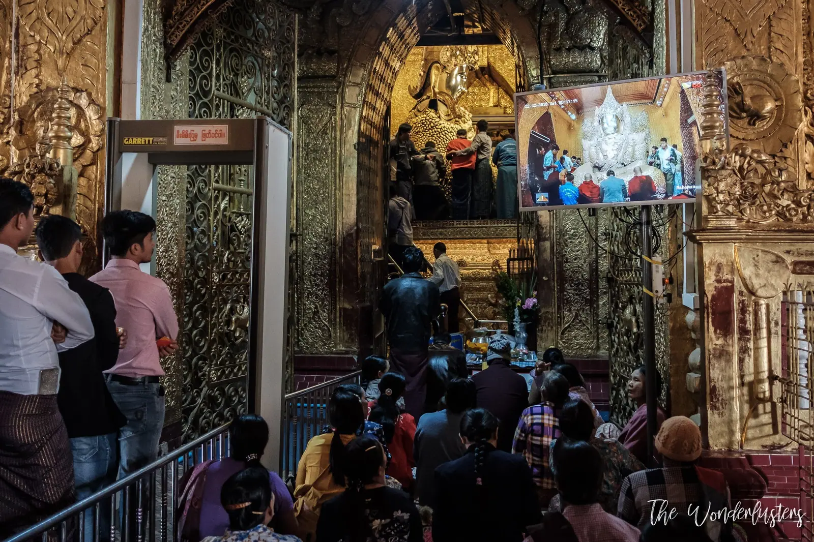 Mahamuni Pagoda