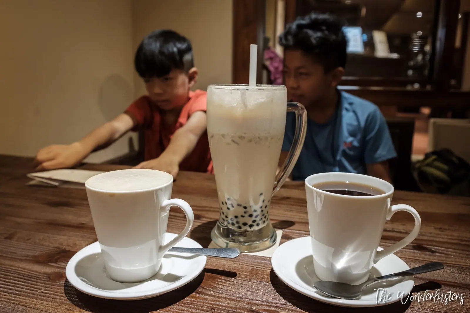 Having tea at Chun Shui Tang in Taichung