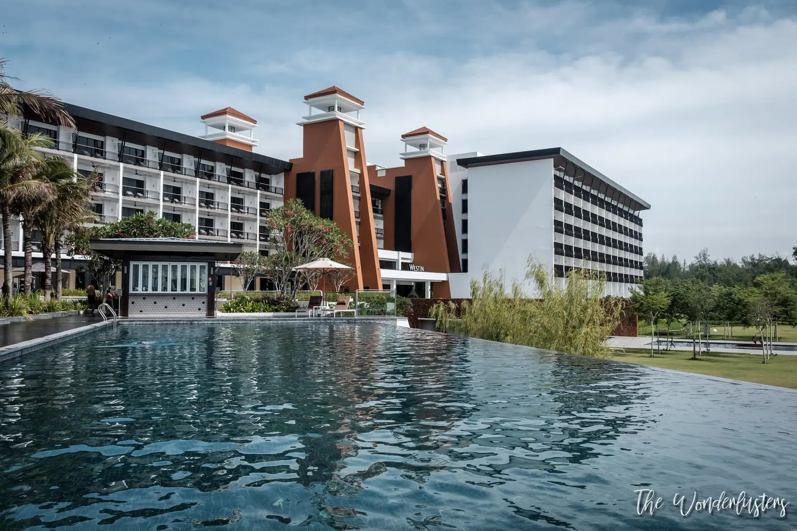 Pool and grounds of The Westin Desaru Coast Resort
