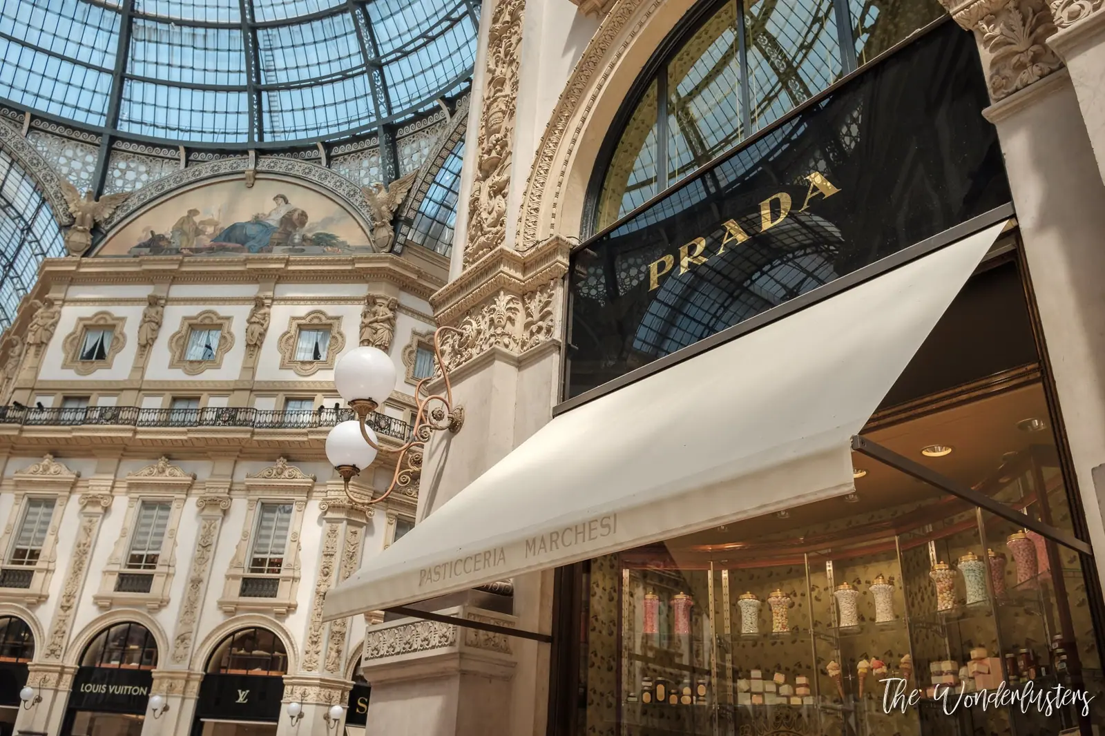 Galleria Vittorio Emanuele II, Milan